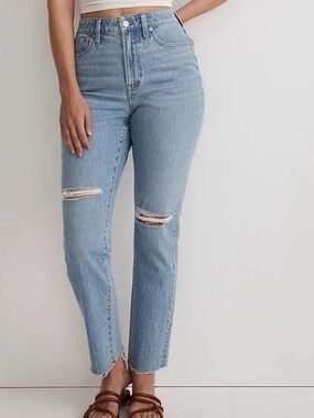 Madewell- The Perfect Curvy Vintage Straight Jeans